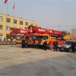 ��ɽ�|ƽ�ء���һ���ؙC(j��)��ҹ�YԮ����ͨ����ͨ��